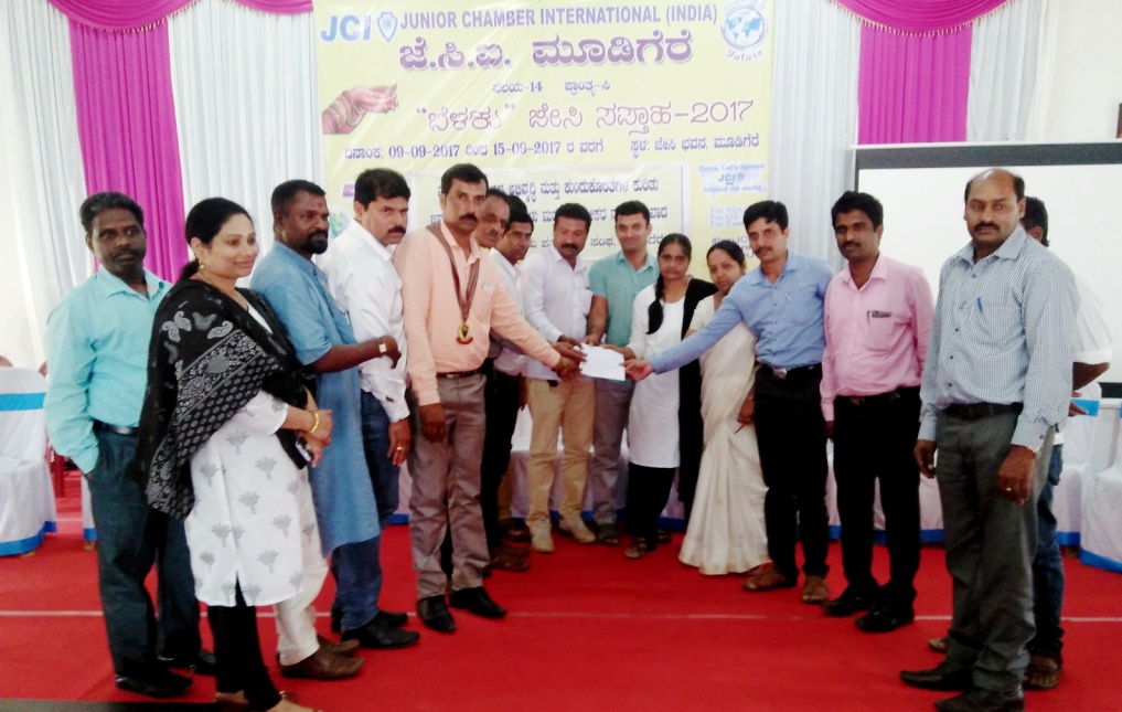 ಮೂಡಿಗೆರೆ : ಜನಪ್ರತಿನಿಧಿಗಳೊಂದಿಗೆ ಸಂವಾದ ಕಾರ್ಯಕ್ರಮದಲ್ಲಿ ಪಟ್ಟಣ ವಾಸಿಗಳಿಂದ ಸಮಸ್ಯೆಗಳ ಮಹಾಪೂರ